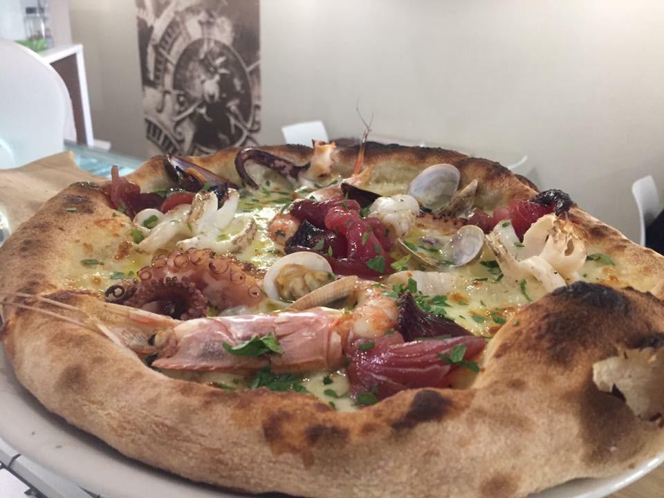 B&B Persi Nel Sud, 포쟐로 외부 사진